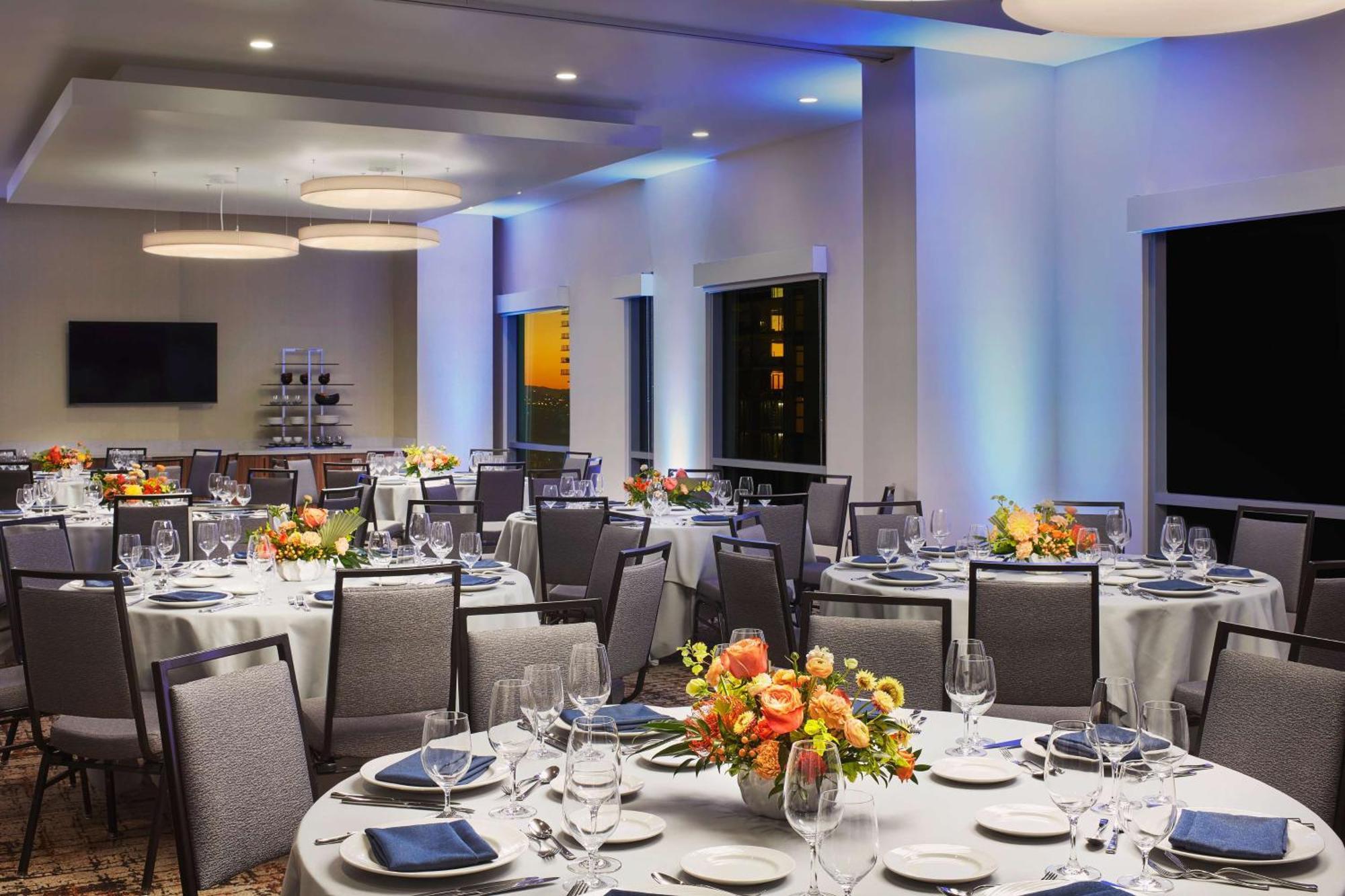 Canopy By Hilton Downtown Hotel Tempe
